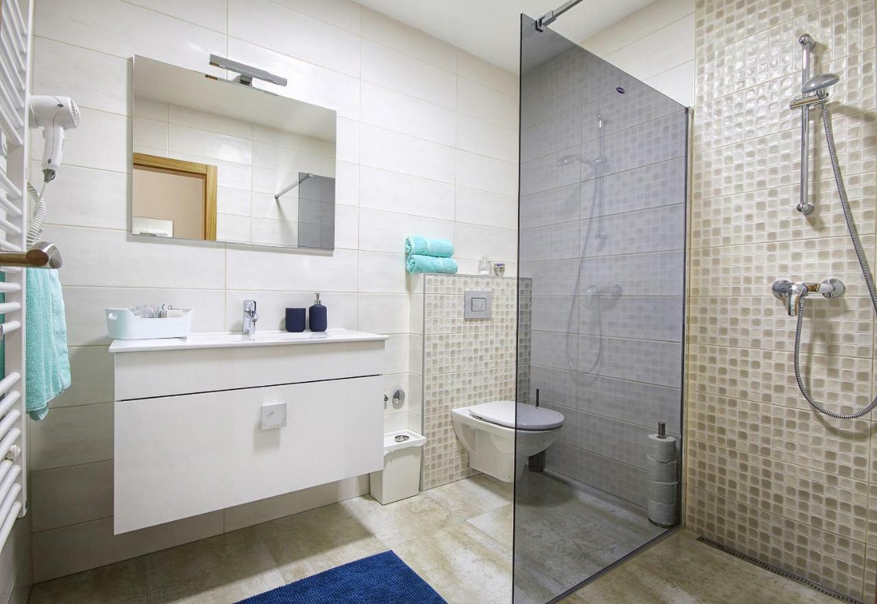 Apartment & Rooms Arija Drežnik Grad المظهر الخارجي الصورة